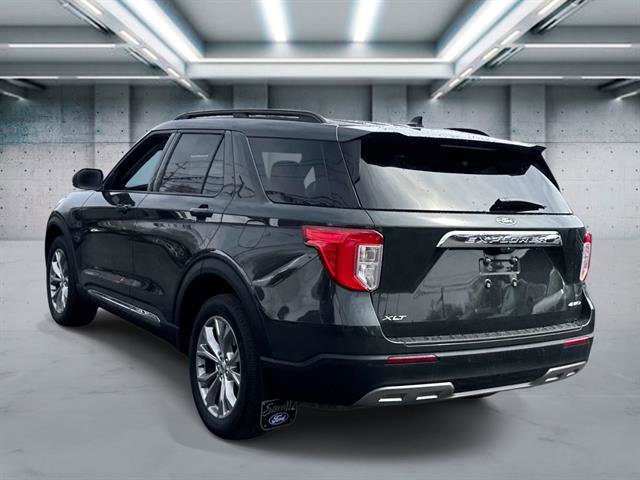 Used 2023 Ford Explorer XLT w/ Equipment Group 202A AWD/4WD image 27