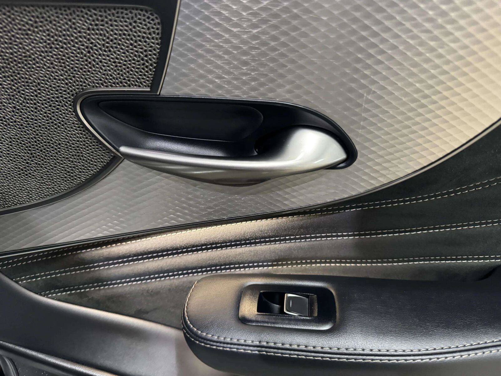 Used 2018 Lexus LS 500 F Sport w/ Accessory Package (Z2) RWD image 46