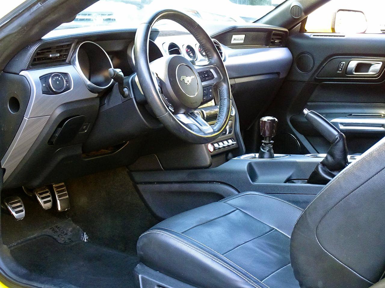 Used 2018 Ford Mustang GT Premium RWD image 16
