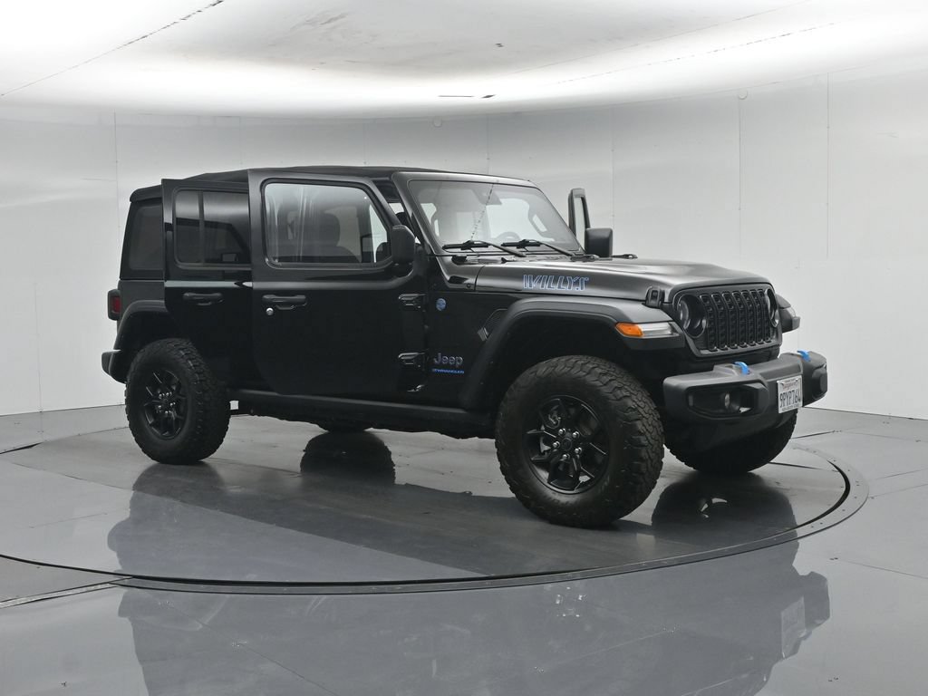 Used 2024 Jeep Wrangler Unlimited AWD/4WD image 34
