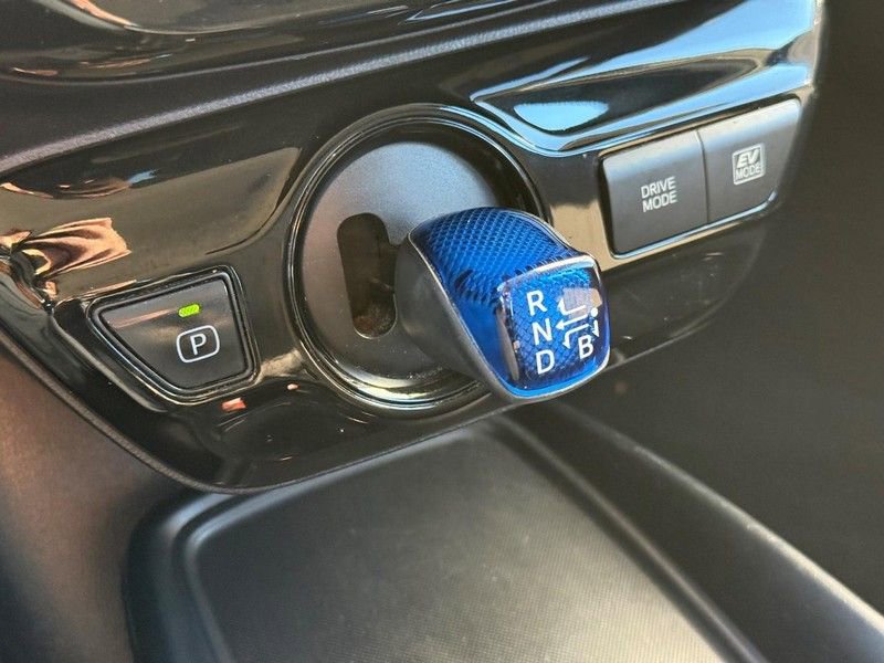 Used 2019 Toyota Prius LE image 26