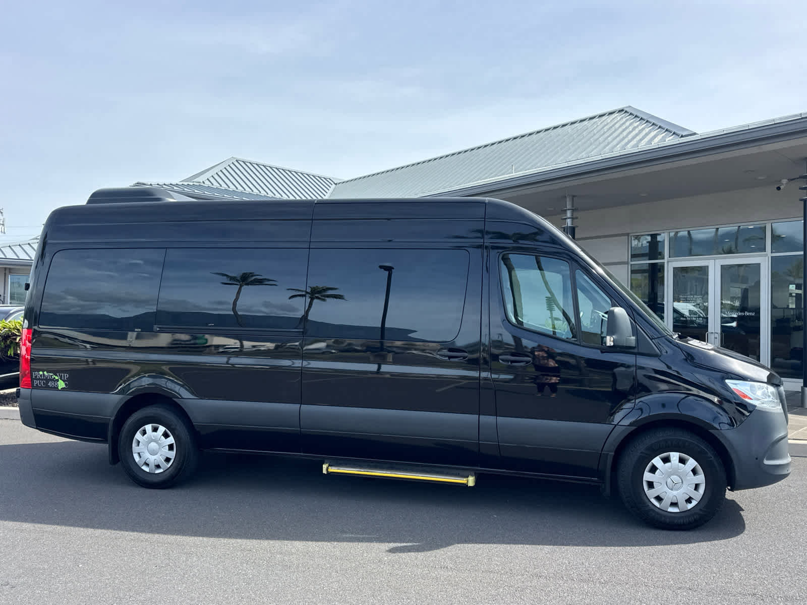 Used 2021 Mercedes-Benz Sprinter 2500 image 3