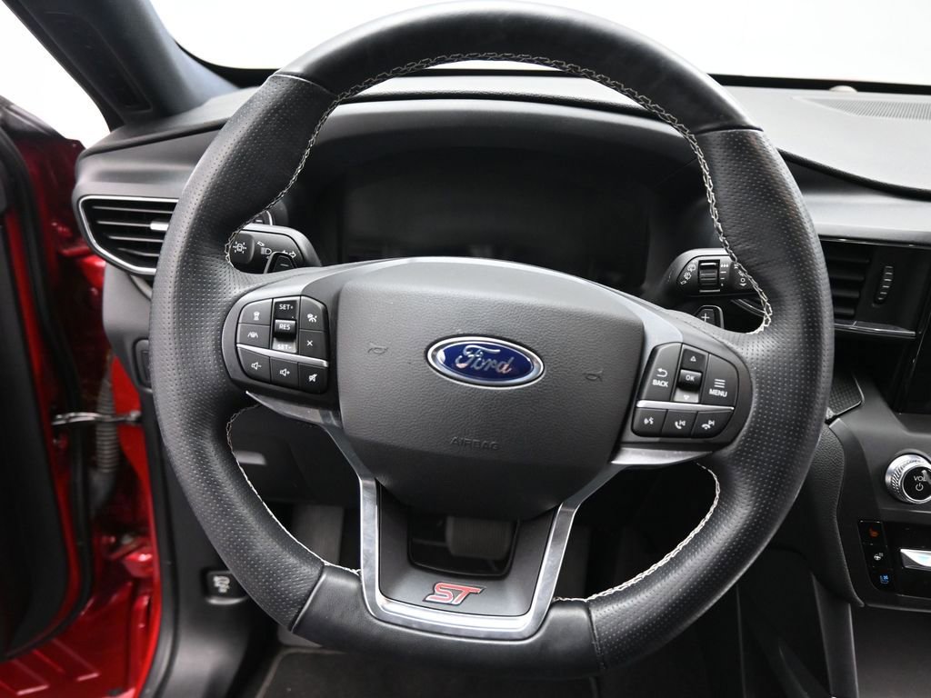 Used 2020 Ford Explorer ST w/ ST Street Pack image 12