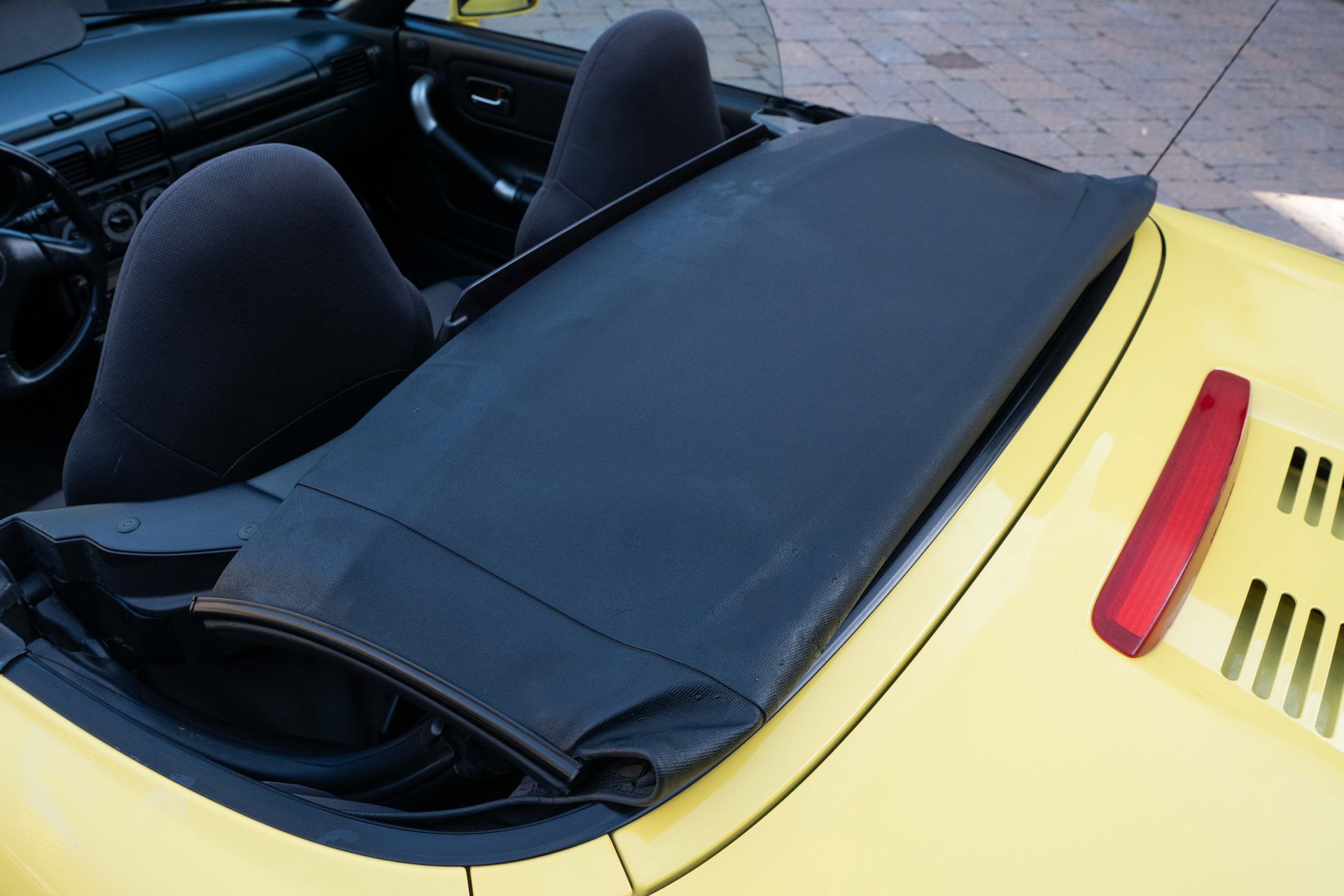 Used 2001 Toyota MR2 image 20