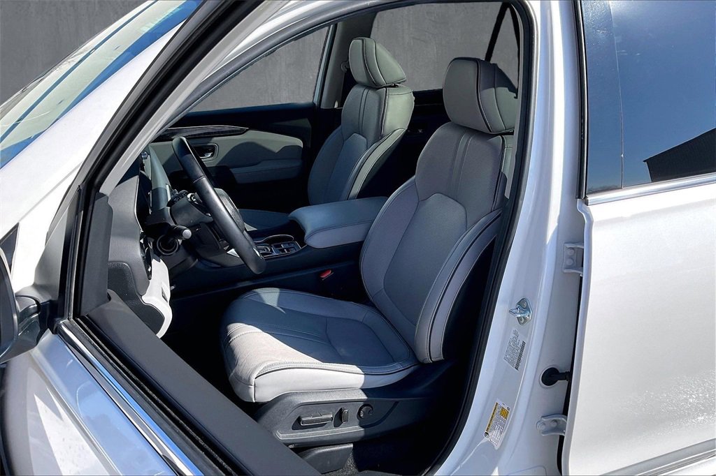 Used 2024 Honda Pilot Elite image 21