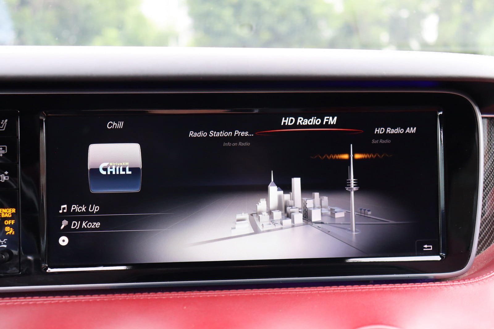 Used 2015 Mercedes-Benz S 63 AMG 4MATIC Coupe image 32