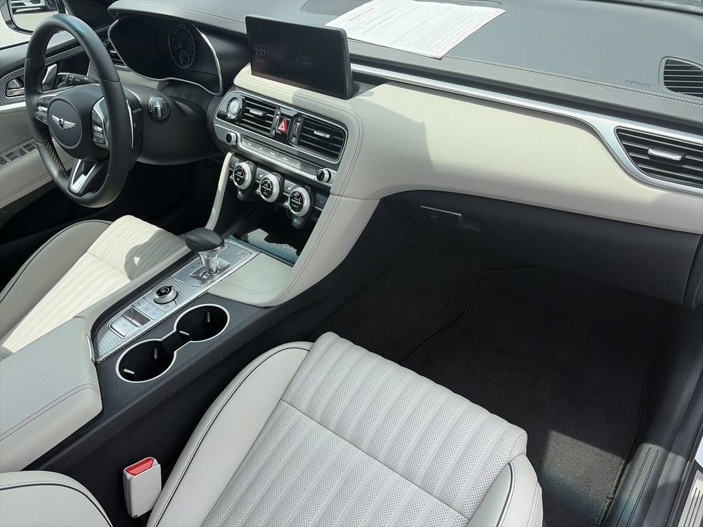 Used 2023 Genesis G70 2.0T w/ Sport Prestige Package RWD image 32