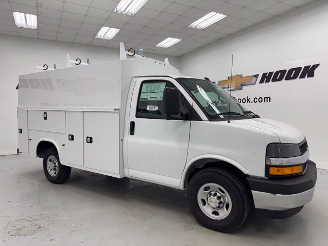 New 2026 Chevrolet Express 3500 w/ Power Convenience Package RWD image 3
