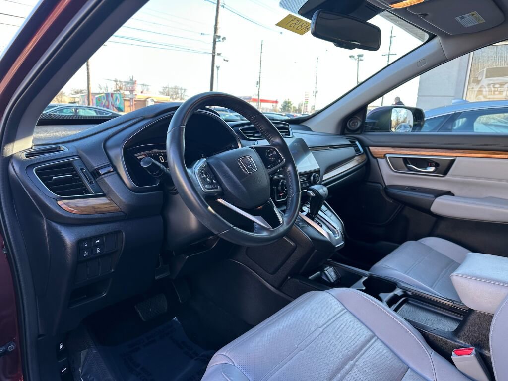 Used 2019 Honda CR-V Touring image 12