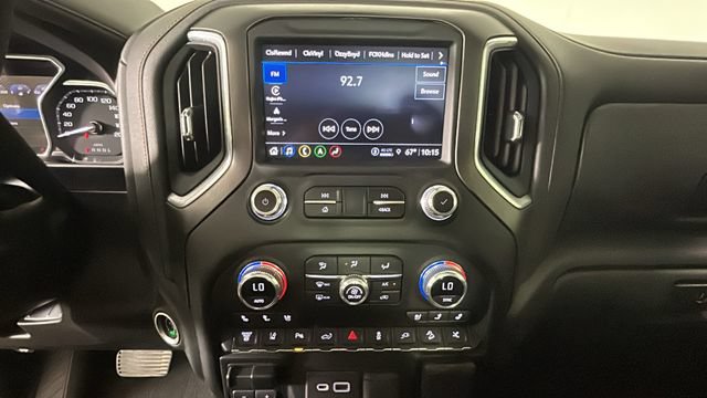 Used 2022 GMC Sierra 3500 AT4 w/ AT4 Premium Plus Package AWD/4WD image 23