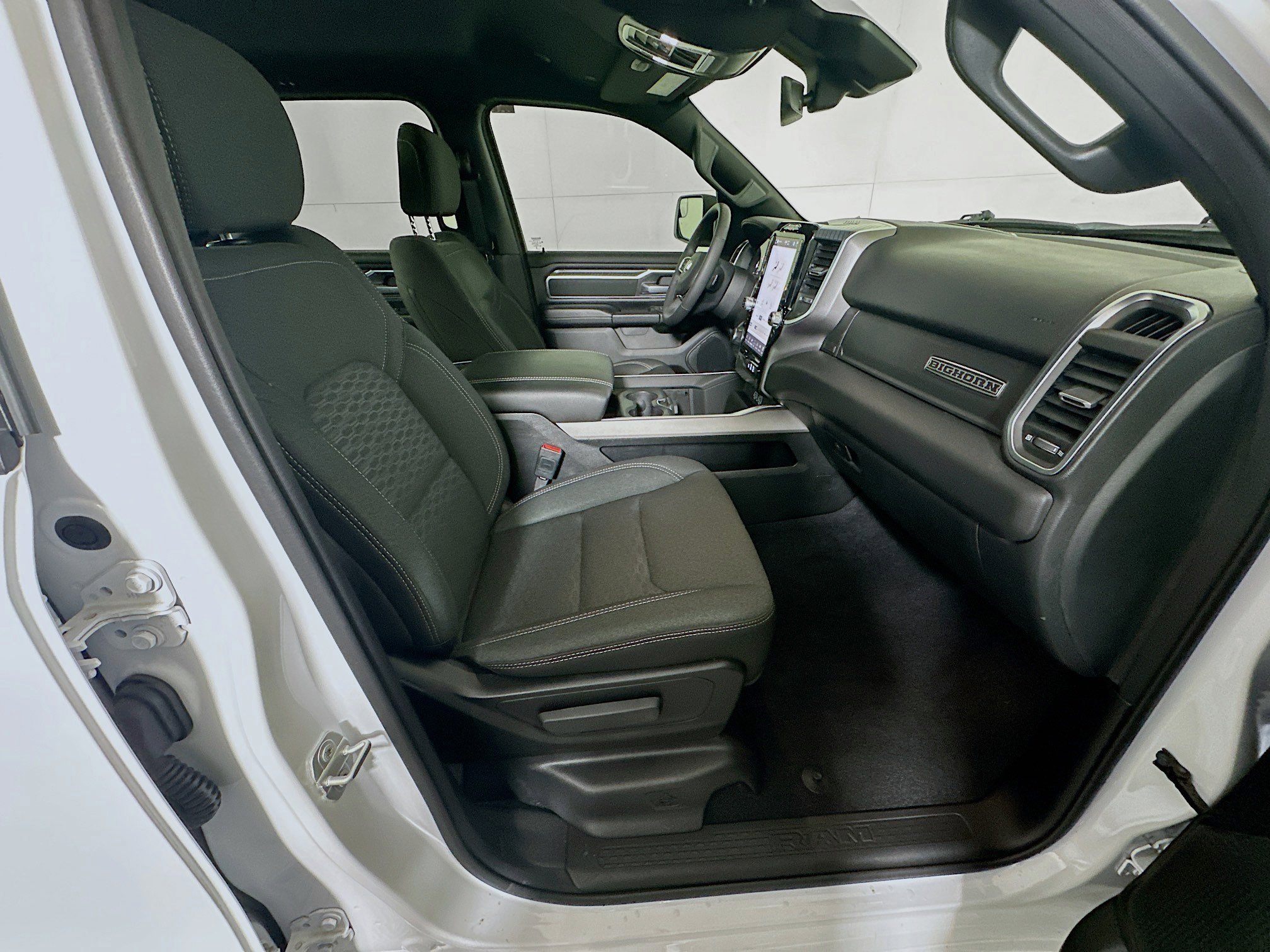 Used 2025 RAM 1500 Big Horn image 32