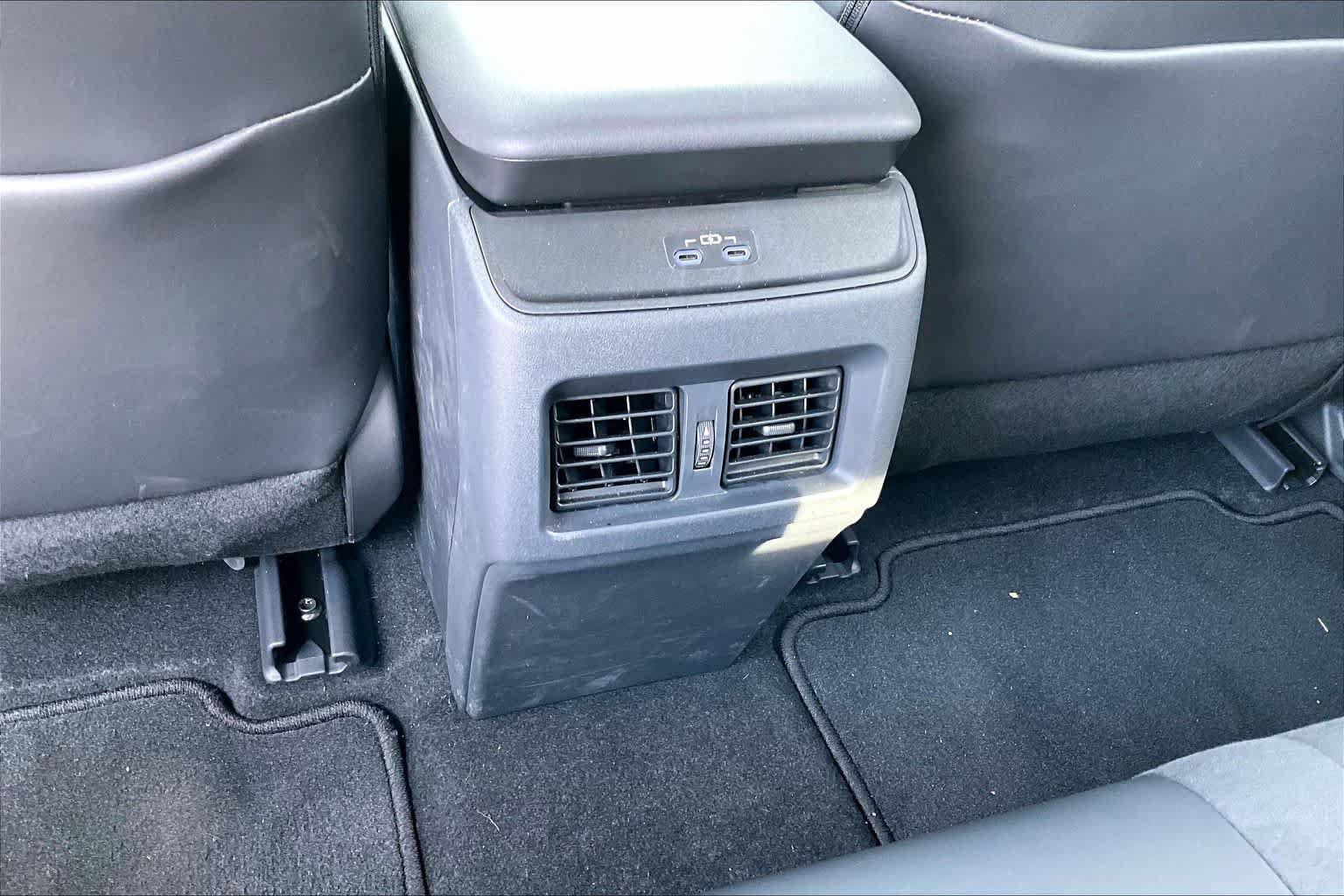 New 2026 Toyota C-HR AWD/4WD image 18