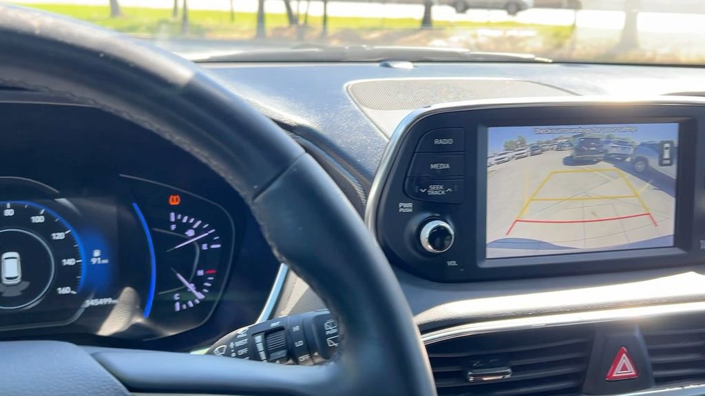 Used 2020 Hyundai Santa Fe SEL w/ Convenience Package image 21