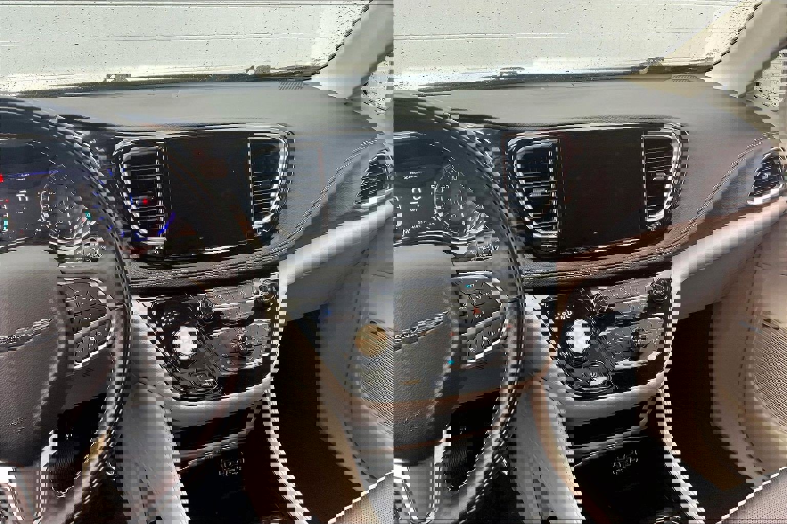 Used 2022 Chrysler Pacifica Limited image 7