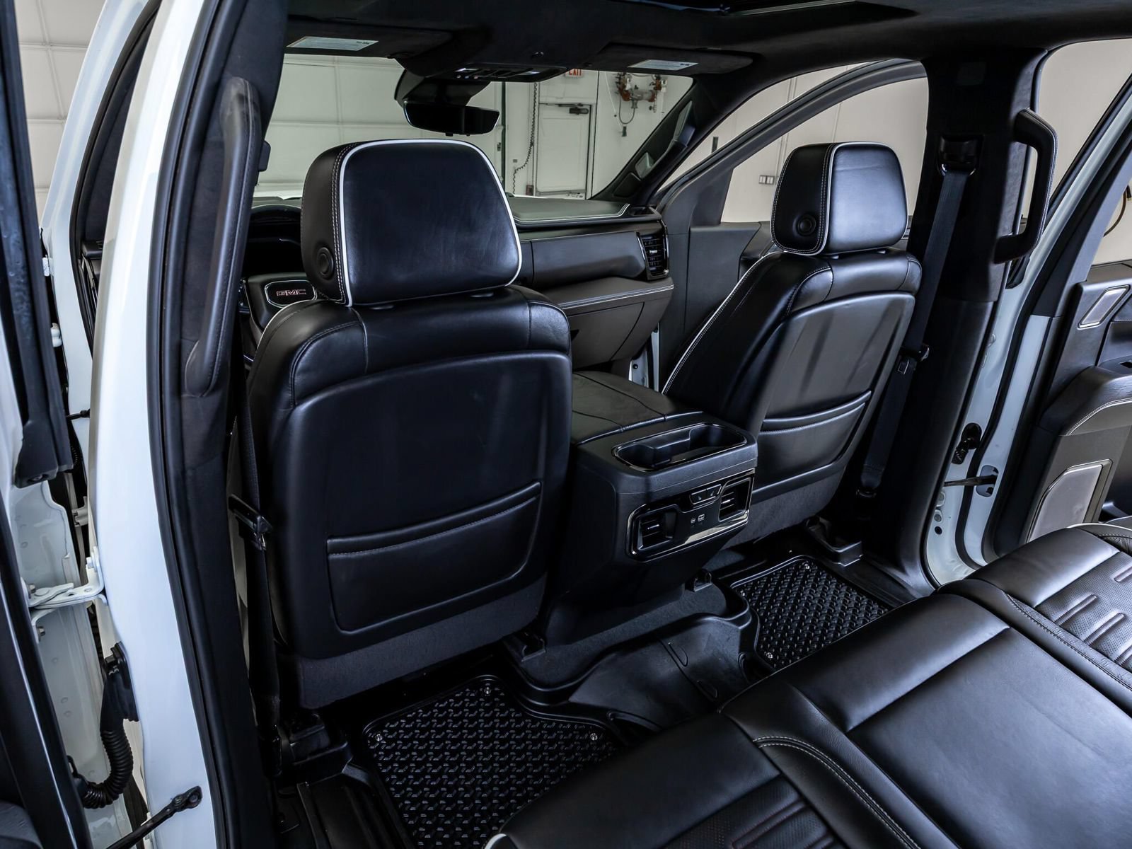 Used 2023 GMC Sierra 1500 AT4X AWD/4WD image 32