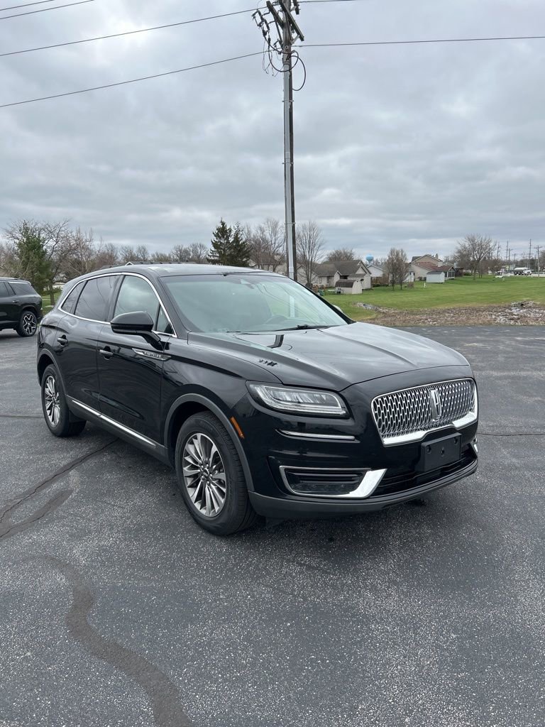Used 2019 Lincoln Nautilus Select image 1