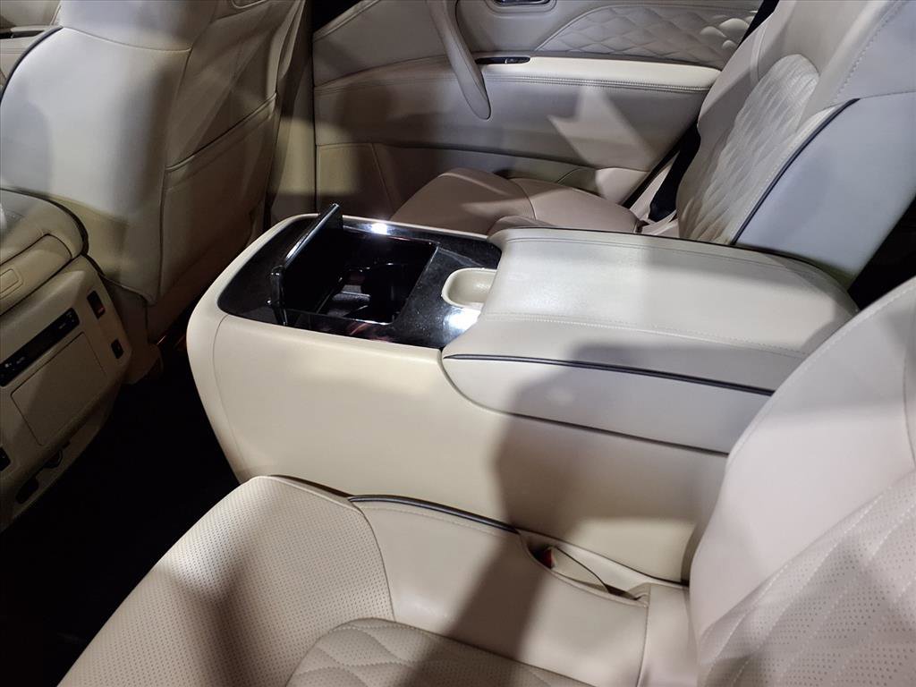 Used 2023 INFINITI QX80 Sensory w/ All-Season Package image 19