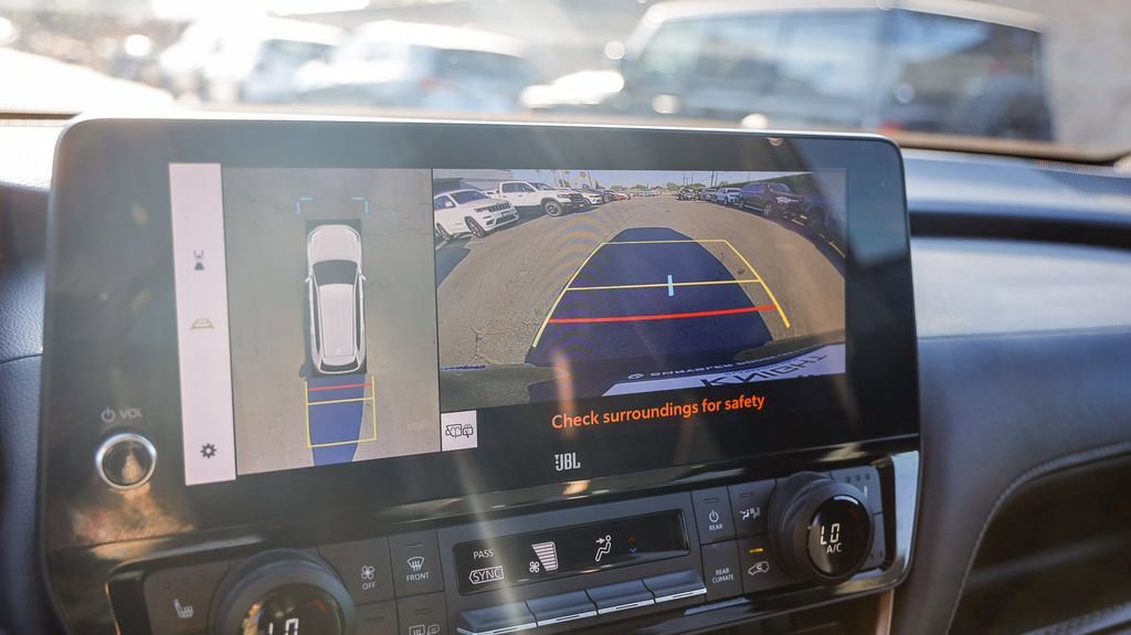 Used 2024 Toyota Grand Highlander AWD Hybrid image 26