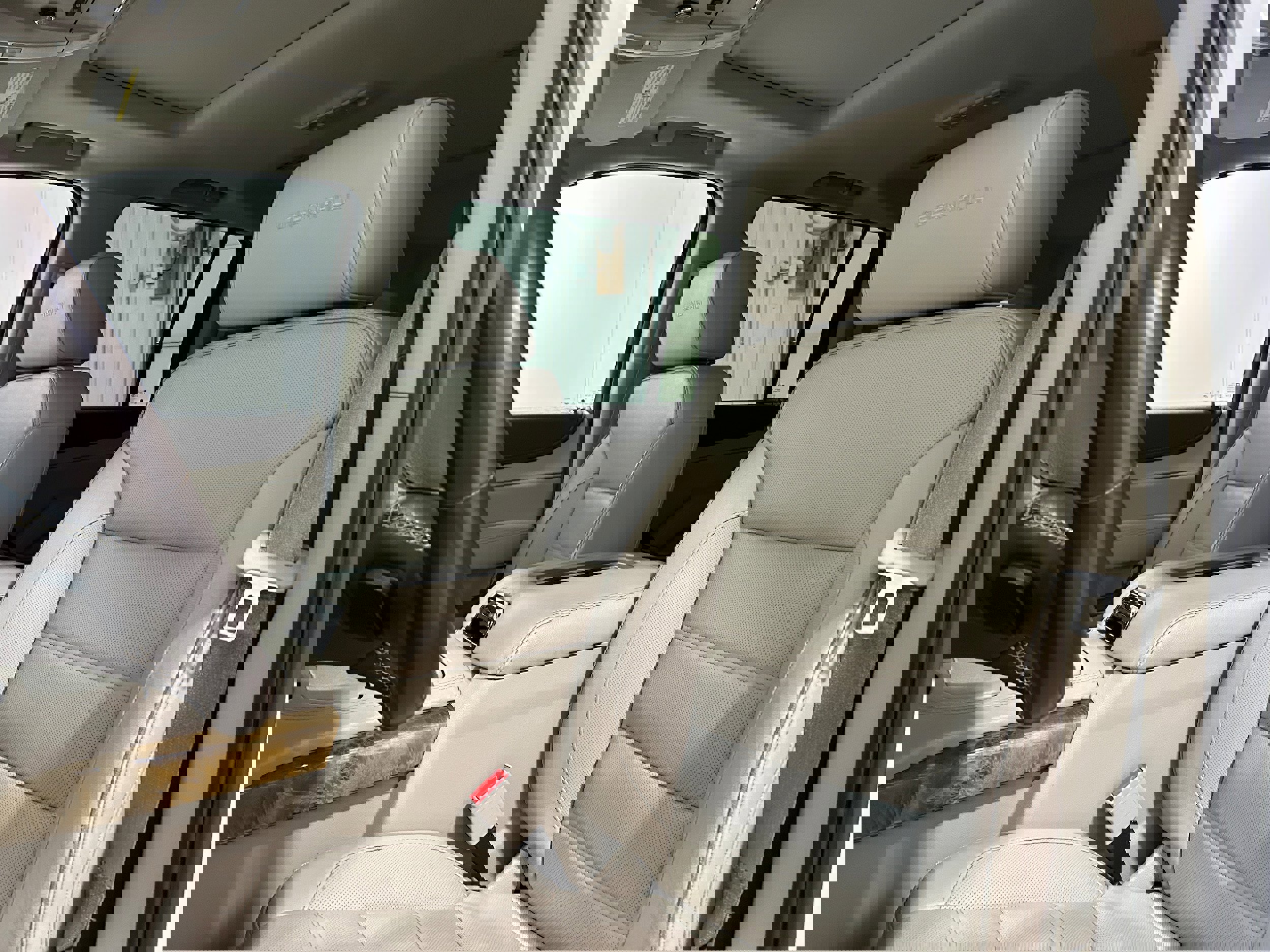 Used 2017 GMC Yukon XL Denali image 25