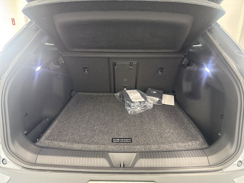 New 2025 Volkswagen ID.4 Pro S image 29