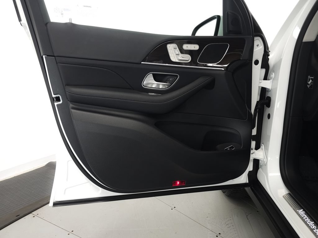 Certified 2026 Mercedes-Benz GLE 350 4MATIC image 5