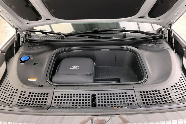 Certified 2026 Hyundai Ioniq 9 SE AWD/4WD image 28