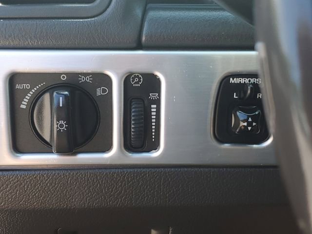 Used 2002 Ford Thunderbird RWD image 17