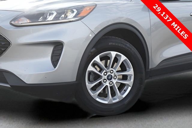 Used 2022 Ford Escape SE image 10