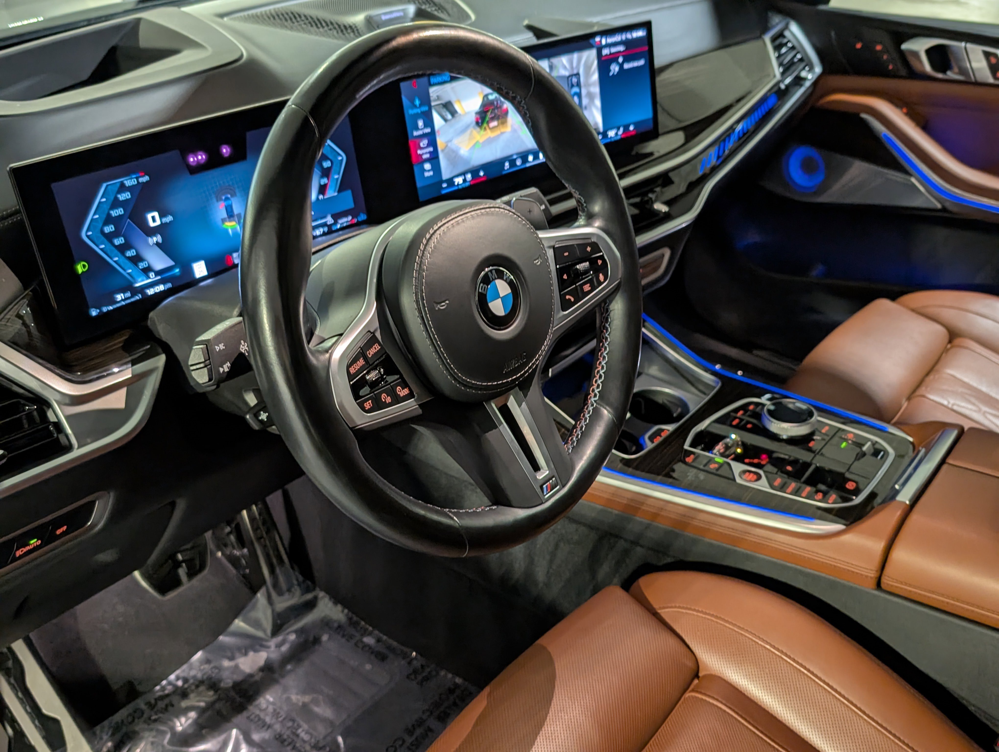 Used 2024 BMW X7 M60i w/ Executive Package image 4