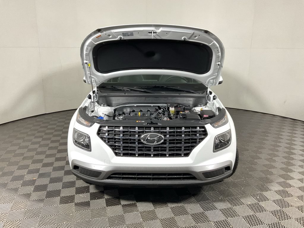 New 2026 Hyundai Venue SEL FWD image 7