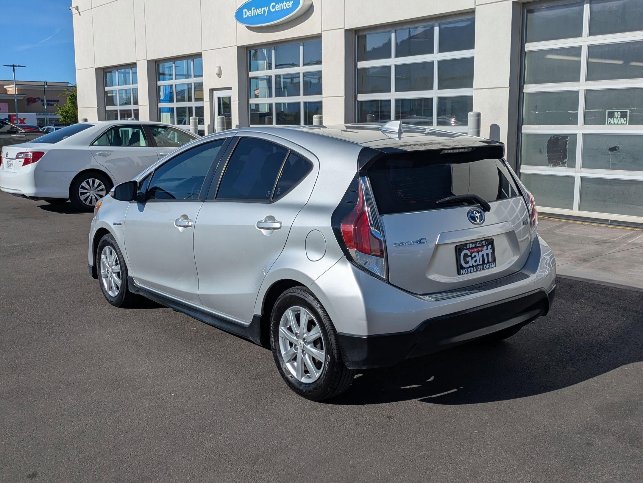 Used 2017 Toyota Prius C Three FWD image 8