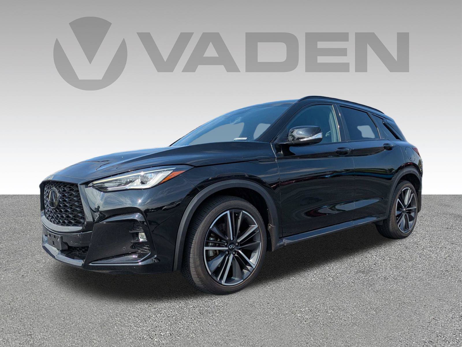 Used 2023 INFINITI QX50 Sport AWD/4WD image 2