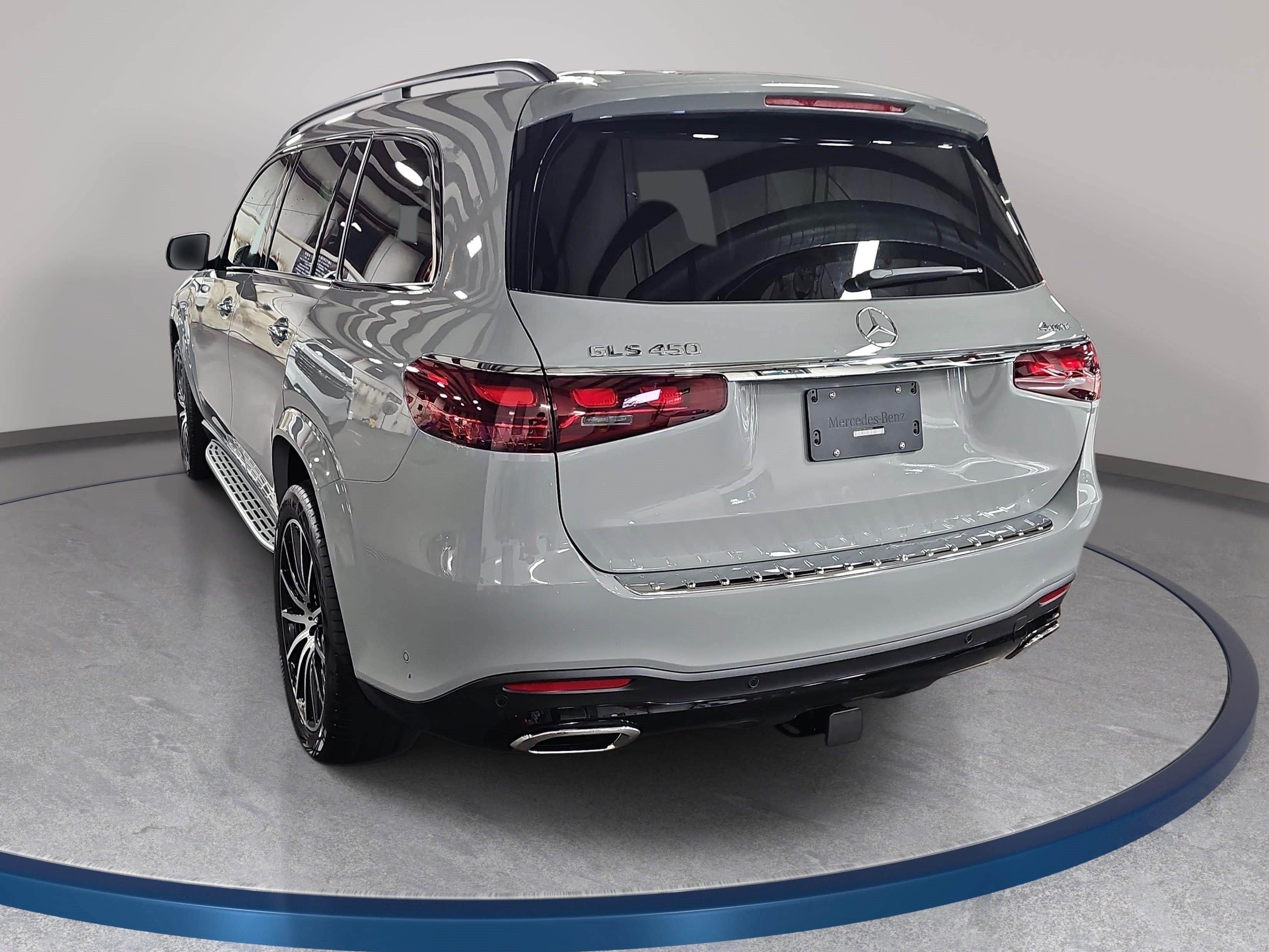 New 2026 Mercedes-Benz GLS 450 4MATIC image 7
