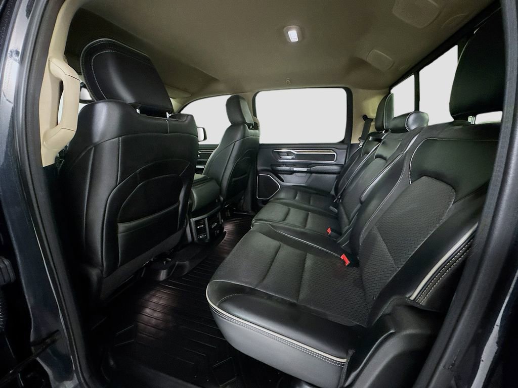 Used 2019 RAM 1500 Laramie AWD/4WD image 23