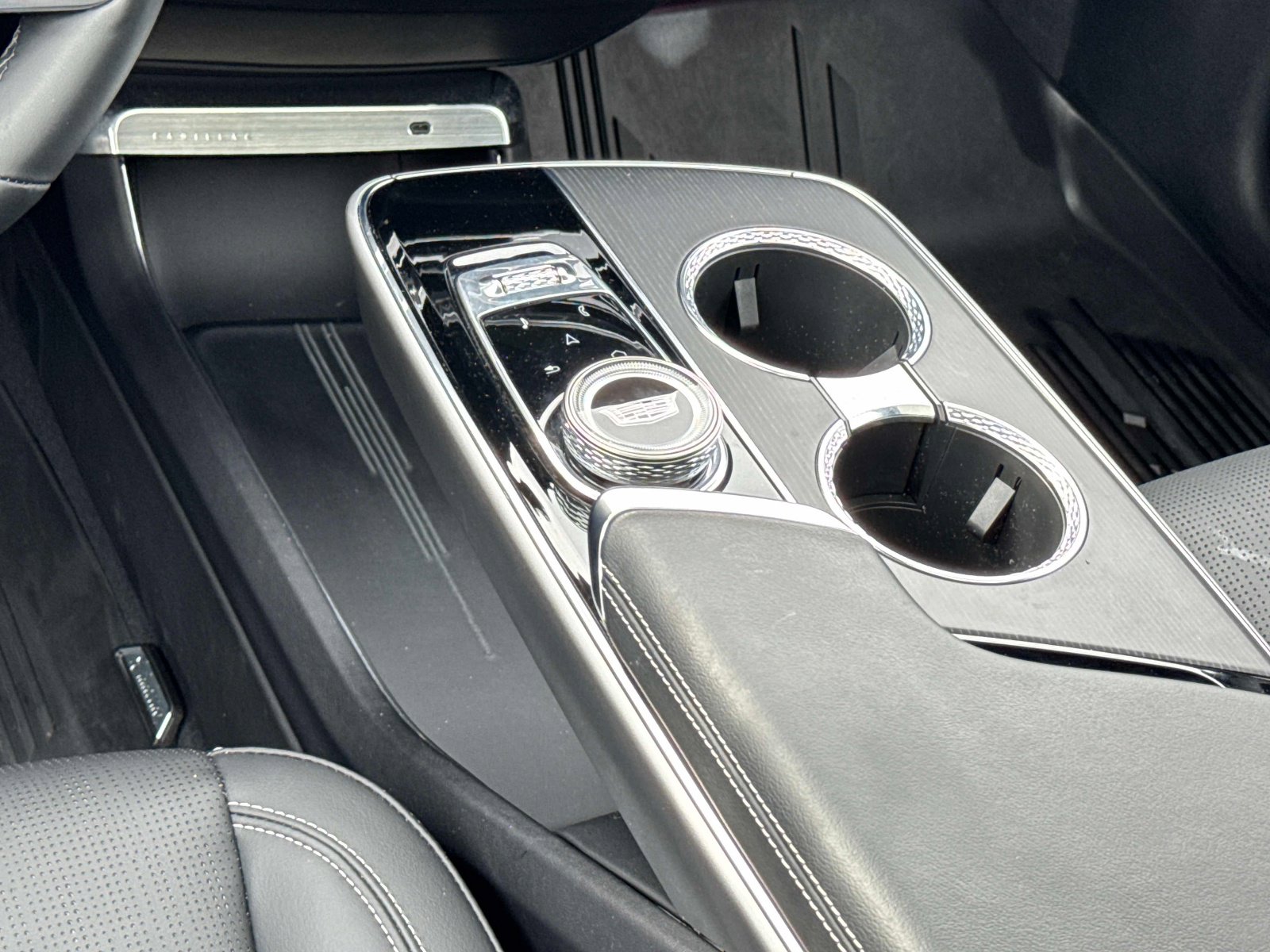 Certified 2024 Cadillac Lyriq Luxury w/ LPO, Floor Liner Package image 5