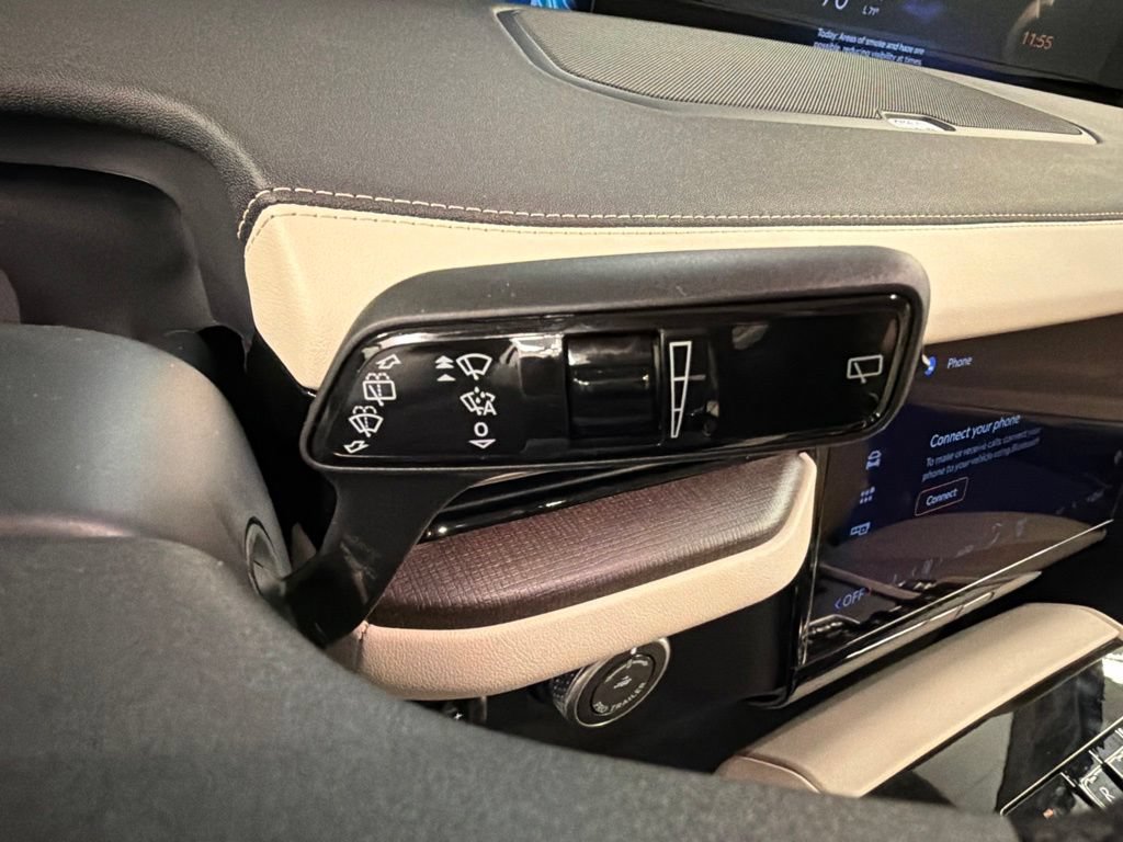 New 2027 Lincoln Navigator Reserve AWD/4WD image 23
