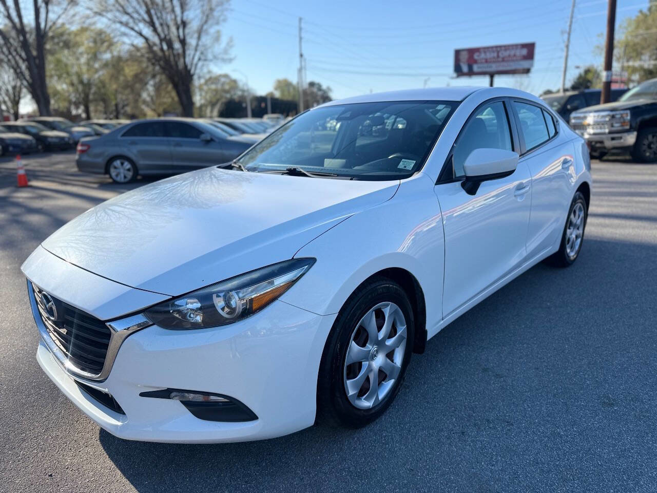 Used 2018 MAZDA MAZDA3 Sport FWD image 1