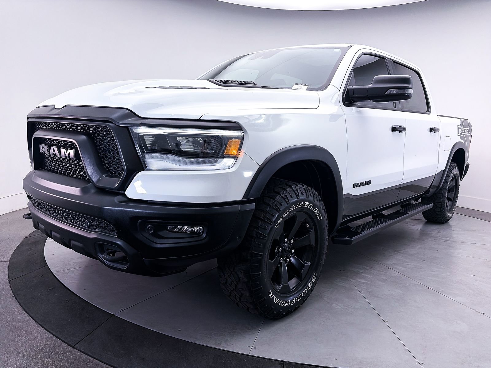 Used 2023 RAM 1500 Rebel w/ Rebel Level 2 Equipment Group AWD/4WD image 14