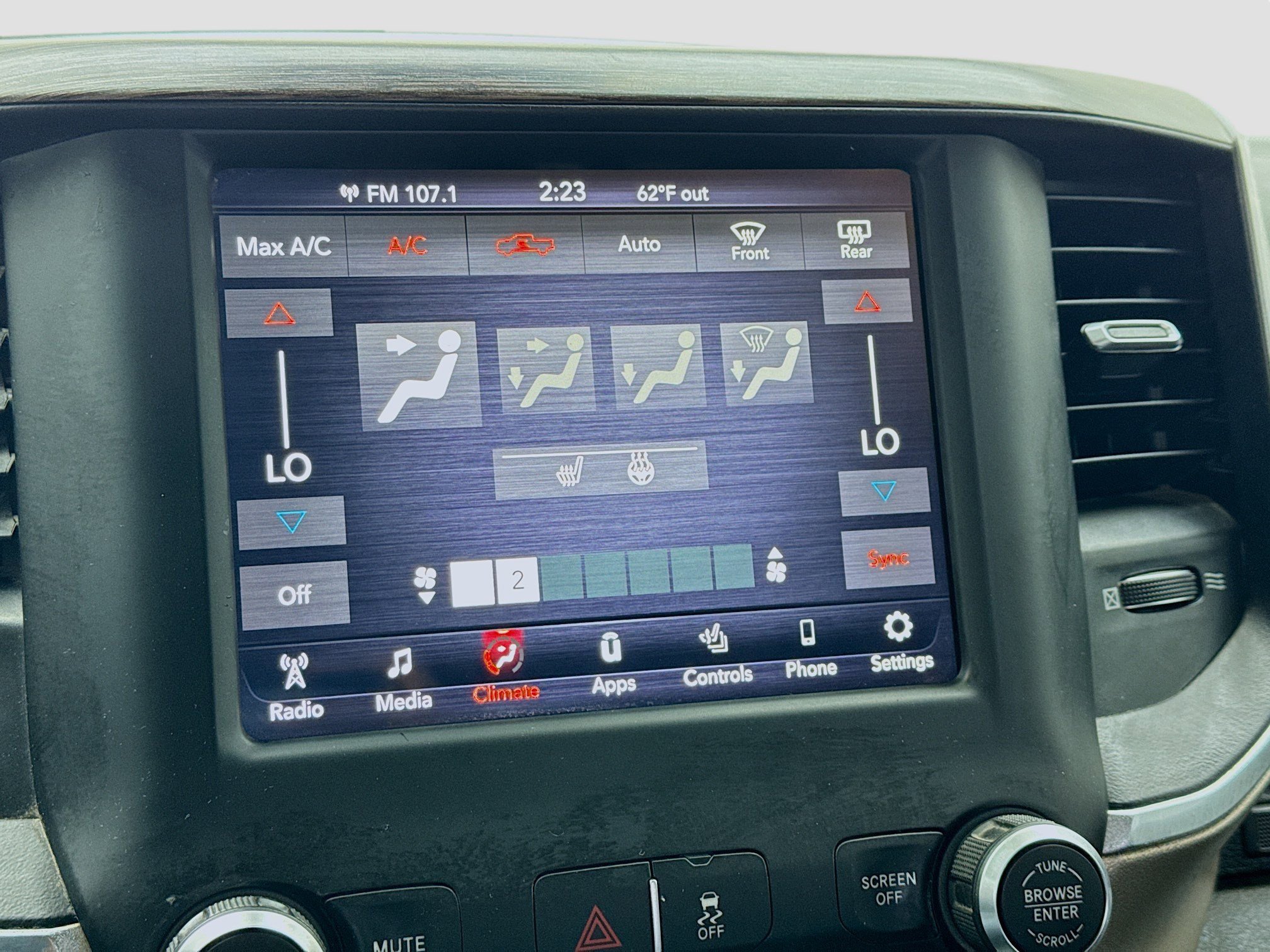Used 2020 RAM 2500 Laramie image 12