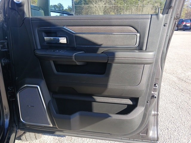 New 2026 RAM 4500 Laramie w/ Laramie Trim Package image 33