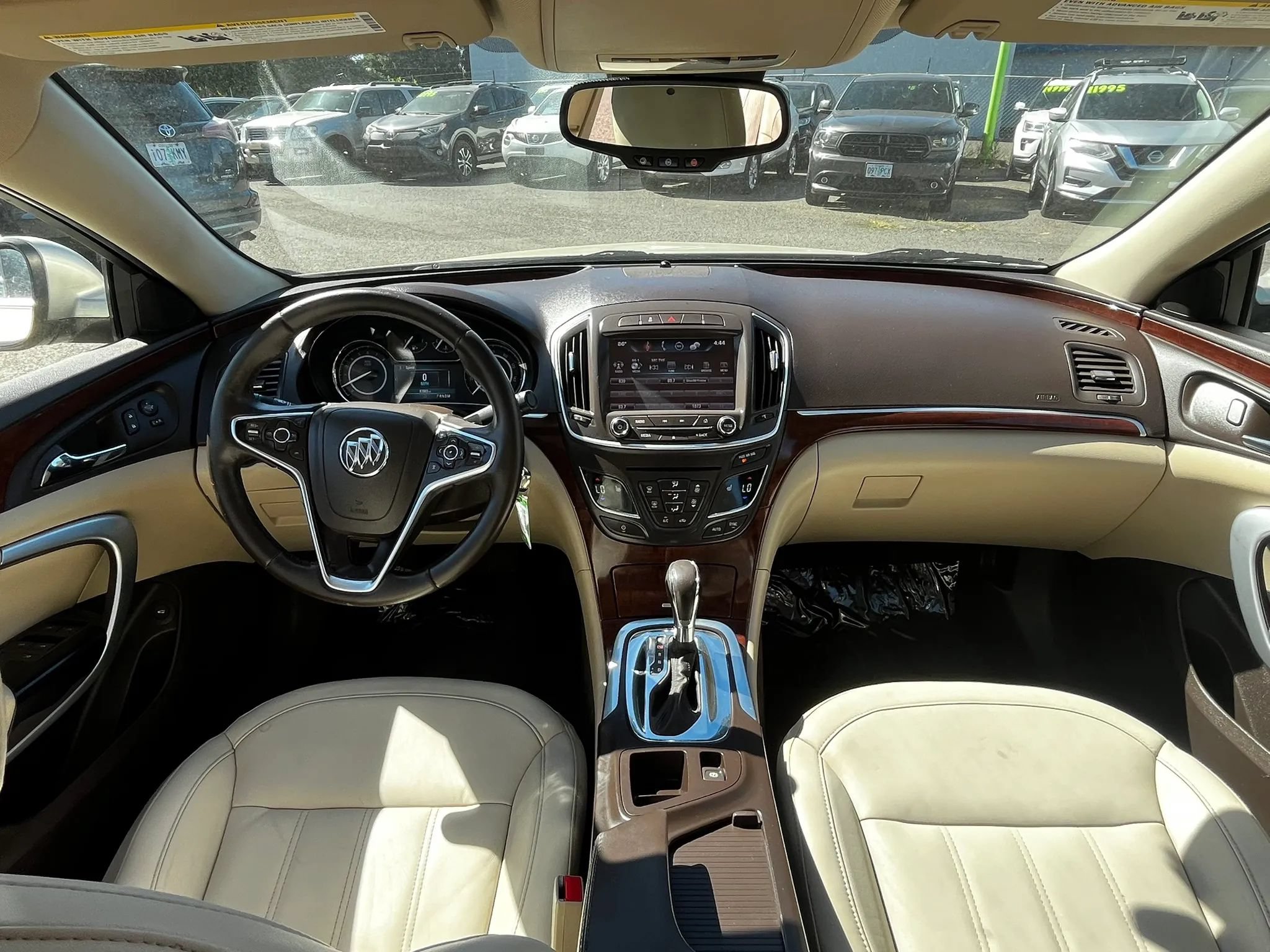 Used 2016 Buick Regal FWD image 13