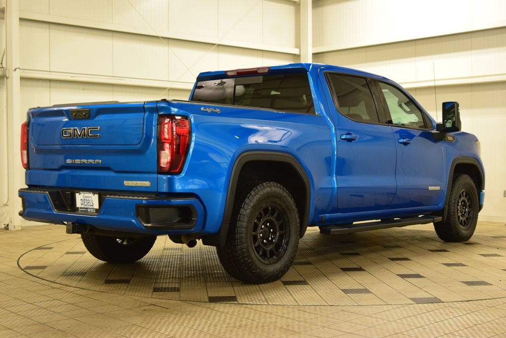 Used 2022 GMC Sierra 1500 Elevation w/ Elevation Premium Package AWD/4WD image 8