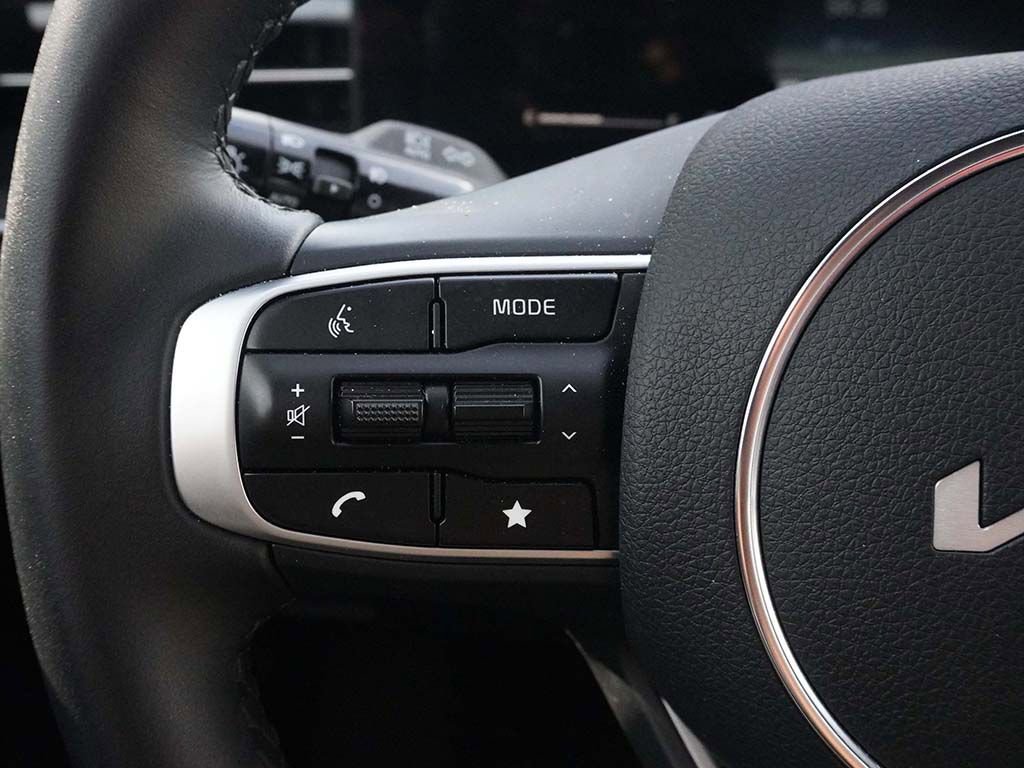Used 2025 Kia K5 GT-Line w/ GT-Line Premium Package FWD image 43