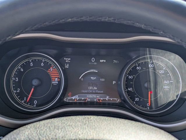 Used 2017 Jeep Cherokee Limited w/ Technology Group FWD image 21