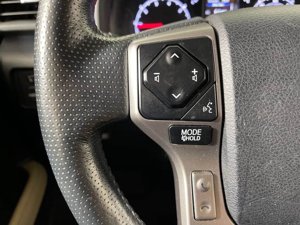 Used 2023 Toyota 4Runner SR5 Premium w/ Moonroof Package AWD/4WD image 28
