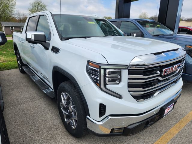 New 2026 GMC Sierra 1500 SLT w/ SLT Premium Package AWD/4WD image 1
