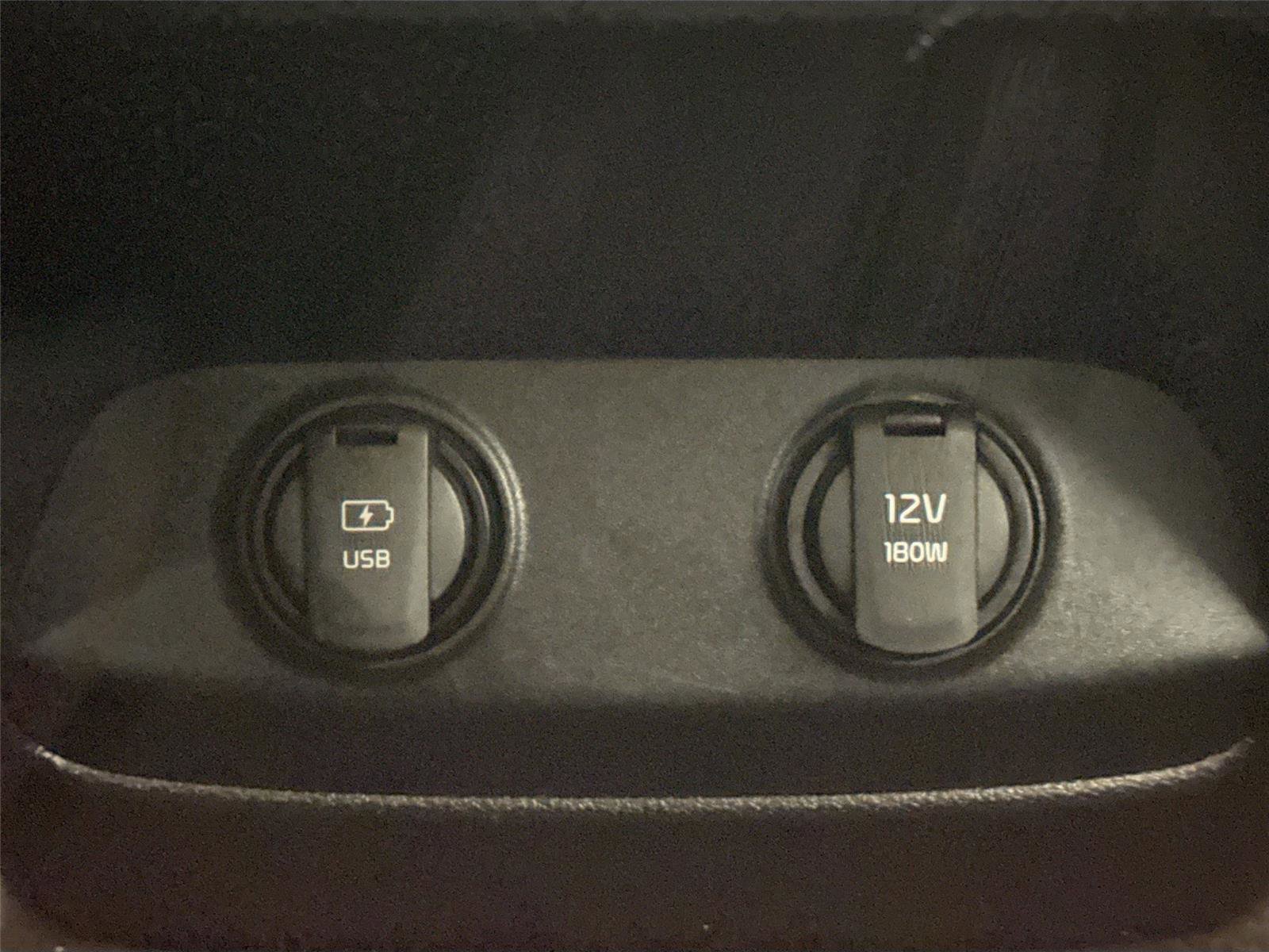 Used 2019 Kia Sorento LX image 32