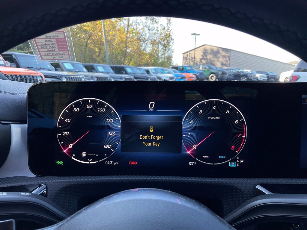 Used 2025 Mercedes-Benz CLA 250 4MATIC image 14