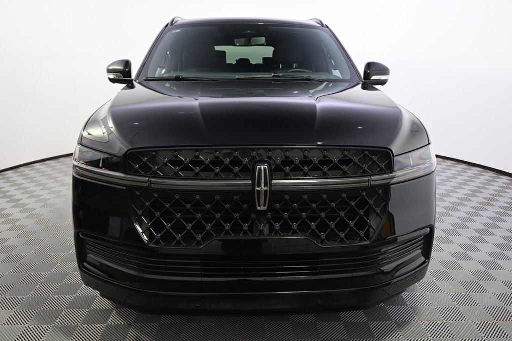 New 2026 Lincoln Navigator L Reserve w/ Jet Appearance Package image 10