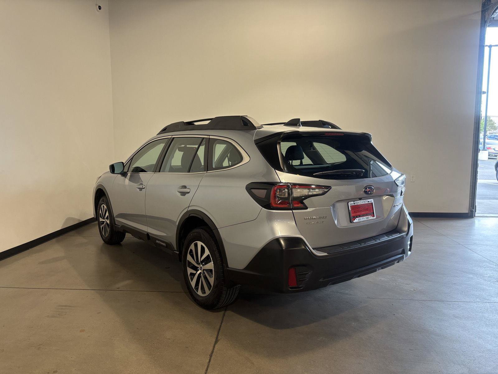 Used 2021 Subaru Outback AWD/4WD image 5